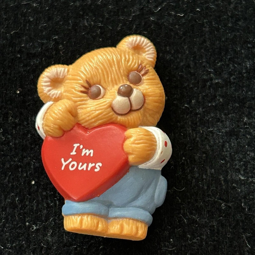 Vintage 1980s Hallmark Cards Valentines Teddy Bear  "I'm Yours" Brooch Pin